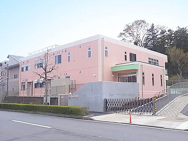 東平しらゆり保育園