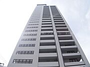 メゾン・ド・ヴィレ大阪城公園前 16階 築22年7ヶ月の賃貸物件