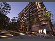 大阪上本町駅より徒歩6分 9階 築18年5ヶ月の賃貸物件