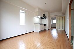 御勝山南パークトリム 3階2LDKのリビング/ダイニング