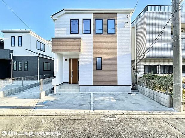 小田急江ノ島線「東林間」駅徒歩12分の立地に新築戸建てが完成しました。