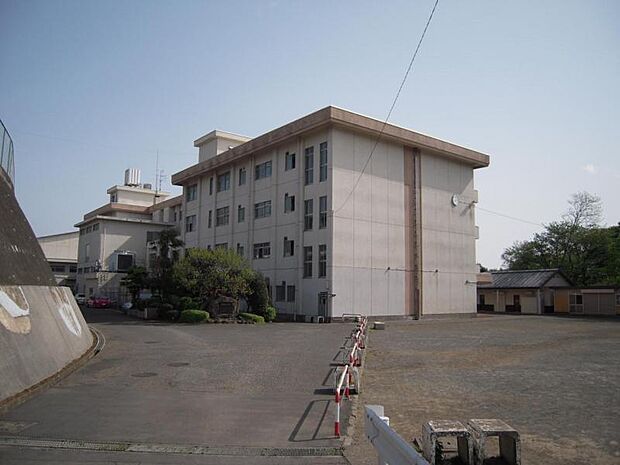 綾瀬市立北の台中学校1100m