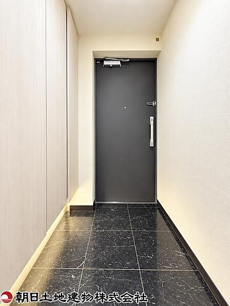 すっきり迎える玄関スペース