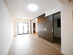 アジュールテラス目黒祐天寺 3階1SLDKのリビング/ダイニング