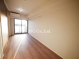 シーズンフラッツ柿の木坂 8階1LDKのリビング/ダイニング