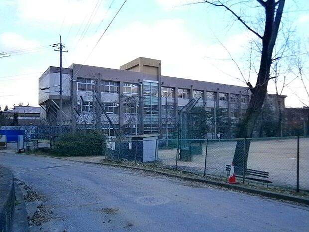 奈良市立富雄第三小学校