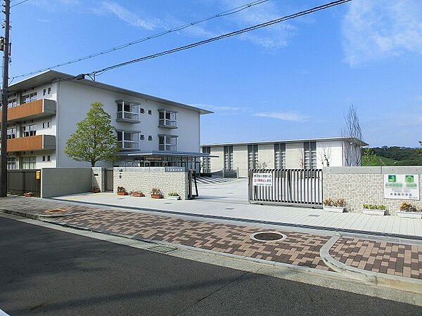 木津川市立木津南中学校
