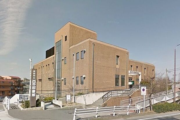 奈良市立西部図書館 1500m