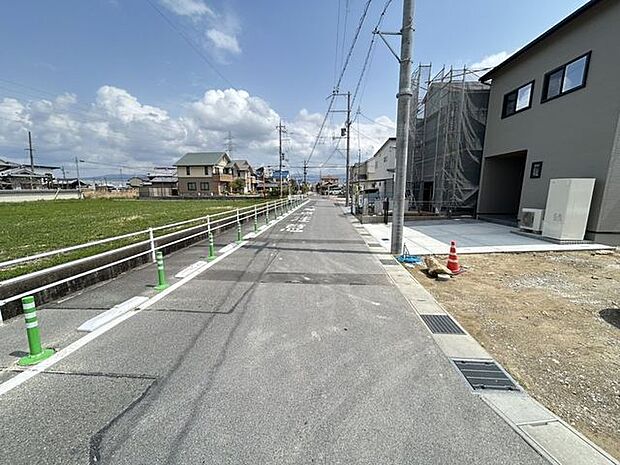 前面道路含む現地写真
