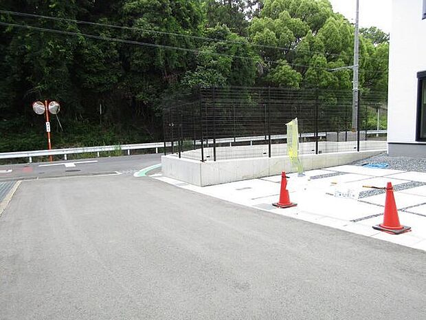 見通しの良い前面道路