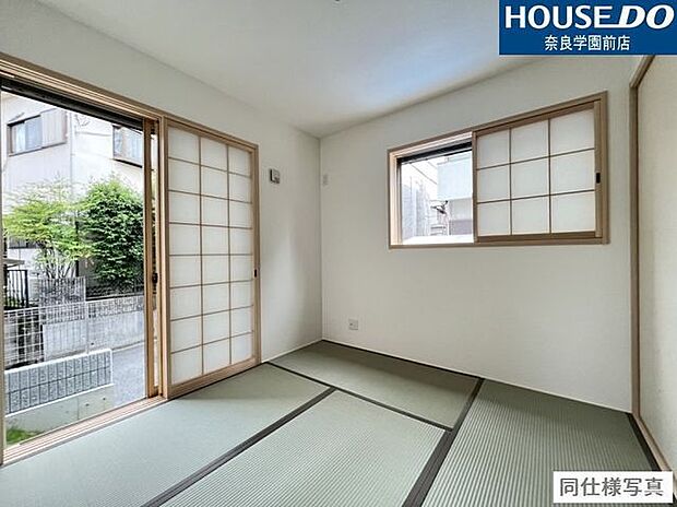 リビング横の和室は、家事の場や客間、お子様を遊ばせる場など大活躍♪