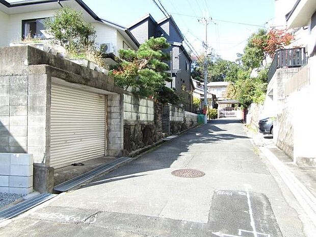 現地(2025年11月)撮影◆物件の魅力は周辺環境にも。周辺の空気感や利便性を現地でぜひご確認ください