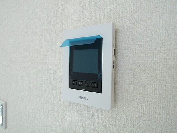 TVモニターホンで訪問者を映像で確認できるから、防犯面も安心です。