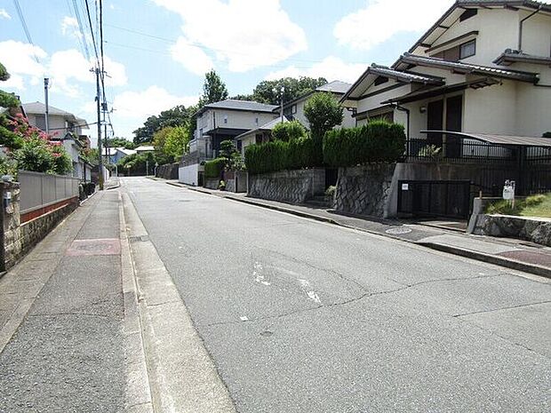 現地（2025年9月）撮影◆現地に足を運ぶことによって、周辺環境や街の雰囲気など、たくさんのことを感じていただけます。