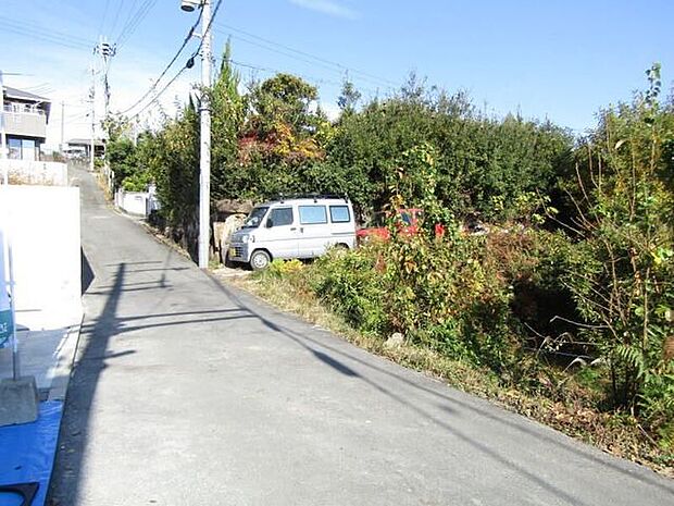 現地（2025年11月）撮影◆現地に足を運ぶことによって、周辺環境や街の雰囲気など、たくさんのことを感じていただけます。