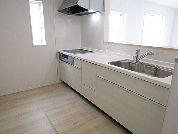 フルスライド式で奥まで隙間なく収納できます!