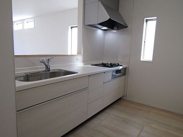 フルスライド式で奥まで隙間なく収納できます!