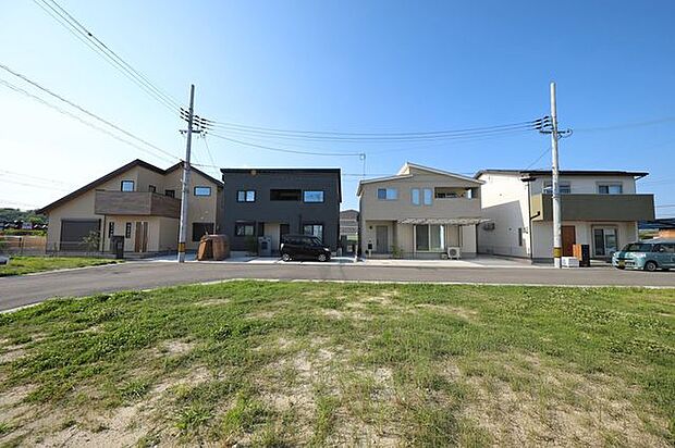 分譲地街並み写真