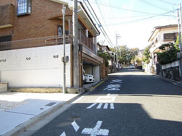 物件の魅力は周辺環境にも。周辺の空気感や利便性を現地でぜひご確認ください