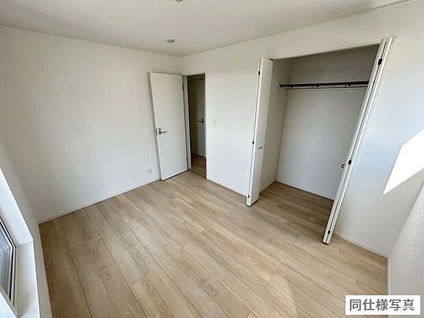 すべての居室に収納スペースを完備。各部屋でしっかり整理整頓ができ、快適でスッキリとした住空間を実現します。