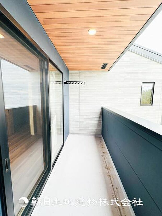 【バルコニー】