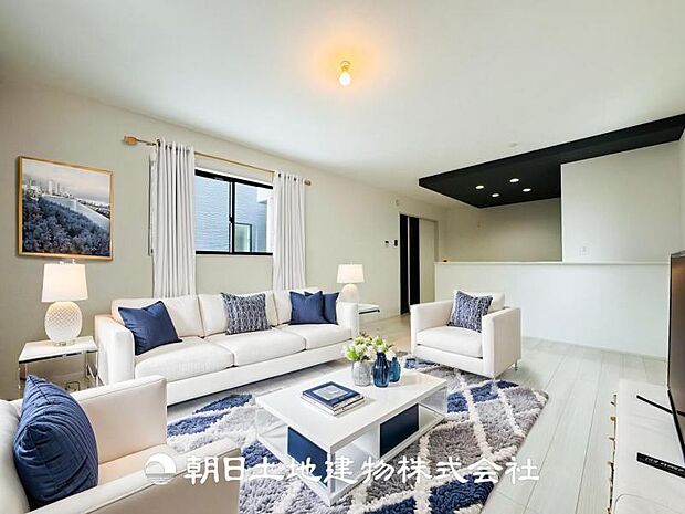 【LDK (約16帖)】※画像は実際の室内写真をもとに、家具・調度品の配置例をCG合成したもので、実際とは多少異なります。また、家具等は販売価格に含まれません。