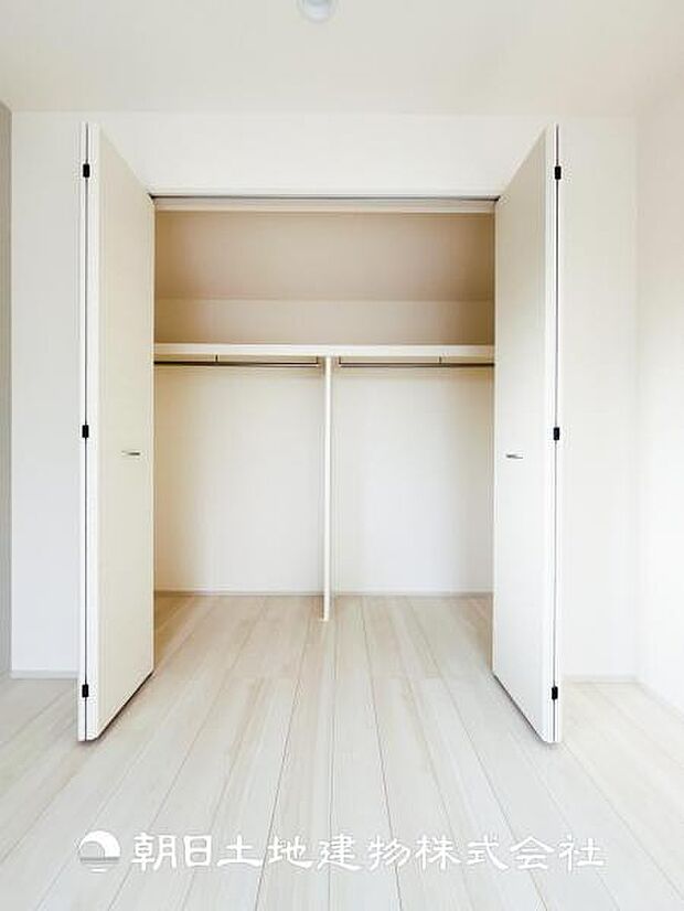 【クローゼット (寝室 約7.5帖)】