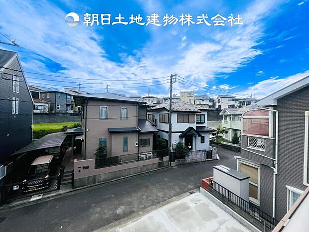 【現地眺望写真】周辺は閑静な住宅街になっております♪