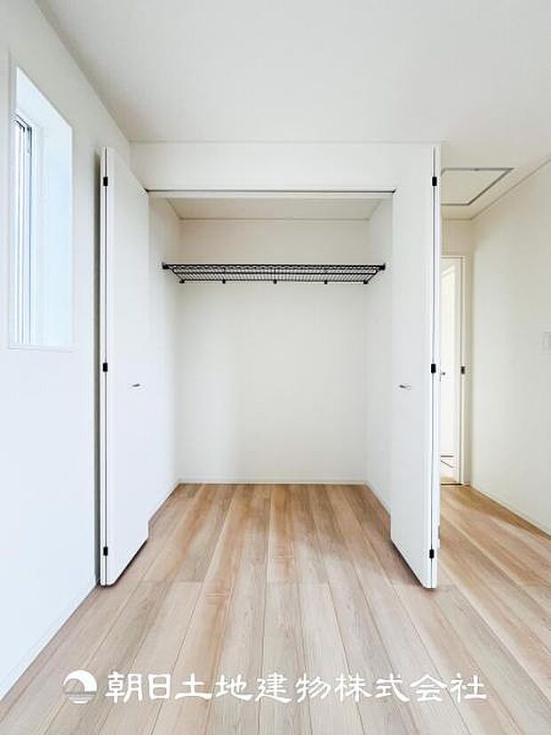 【クローゼット (寝室 約9.5帖)】