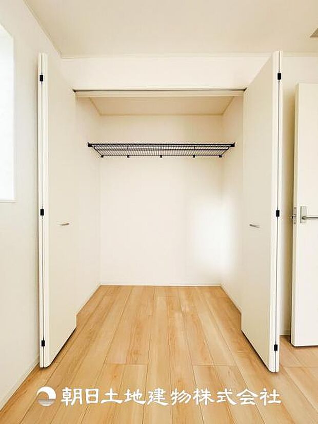 【クローゼット (寝室 約6.7帖)】