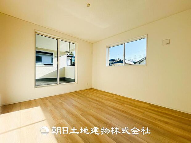 【寝室 (約6.7帖)】