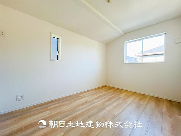 【洋室 (約6帖)】