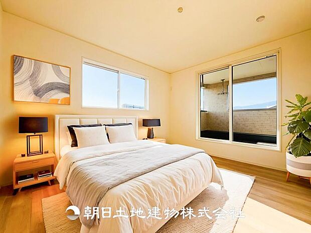 【寝室 (約7.5帖)】※画像は実際の室内写真をもとに、家具・調度品の配置例をCG合成したもので、実際とは多少異なります。また、家具等は販売価格に含まれません。