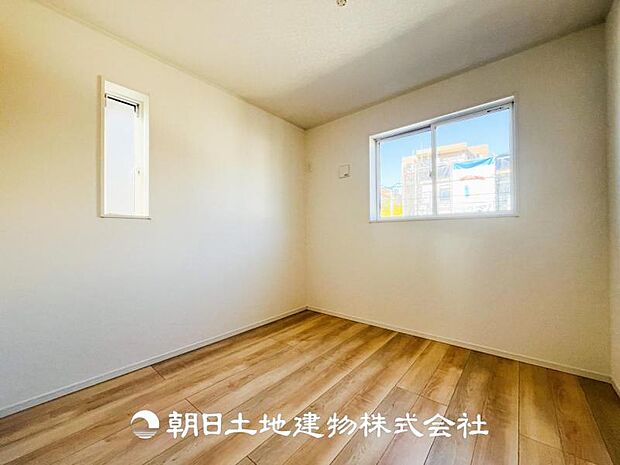 【洋室 (約5帖)】