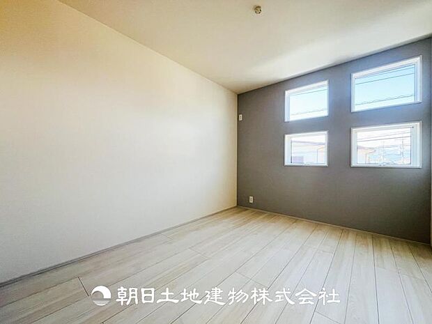 【洋室 (約5.46帖)】