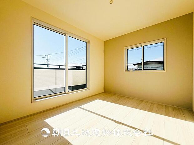 【洋室 (約5.25帖)】