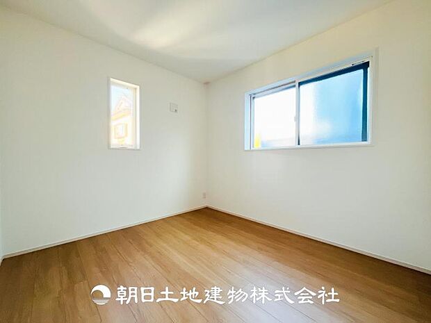 【洋室 (約5.3帖)】子供部屋にピッタリなお部屋です♪