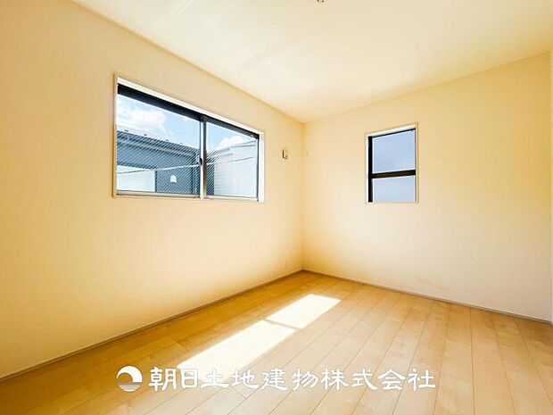 【洋室 (約6帖)】