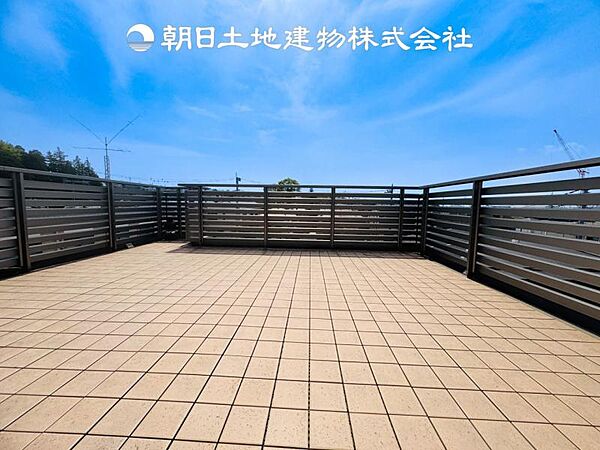 【バルコニー】