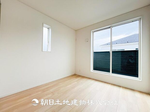 【洋室 (約5帖)】