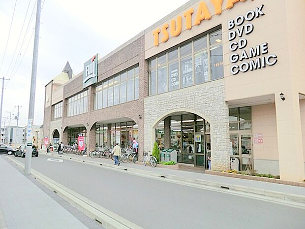 【FUJI　寒川店】　近隣他店舗より総菜がおいしいと思う。駅からのアクセスも良く、車でも来やすい。