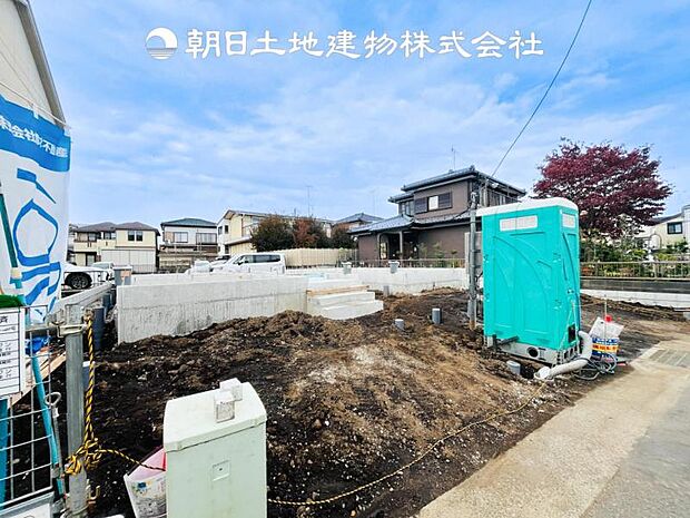 【現地写真 (11月8日撮影)】