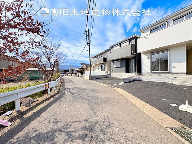 【前面道路+現地写真】