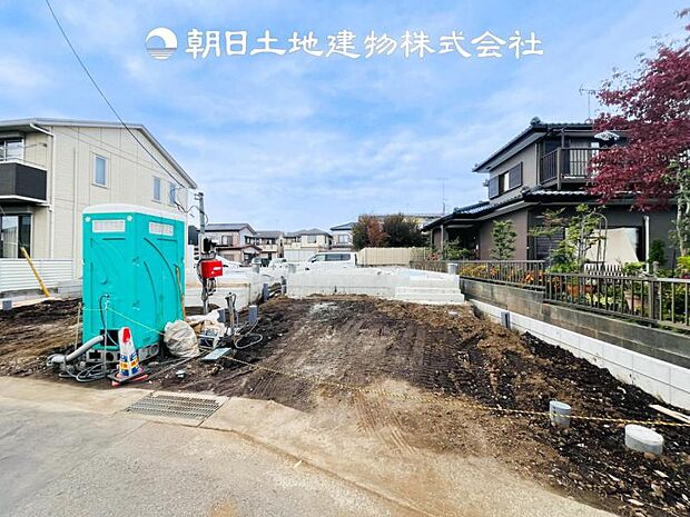 【現地写真 (11月8日撮影)】