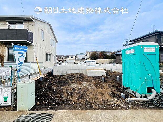 【現地写真 (11月8日撮影)】