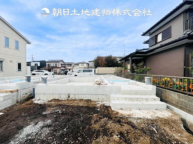 【現地写真 (11月8日撮影)】