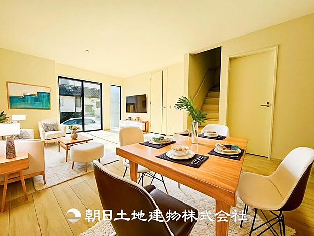 【LDK (約19帖)】※画像は実際の室内写真をもとに、家具・調度品の配置例をCG合成したもので、実際とは多少異なります。また、家具等は販売価格に含まれません。