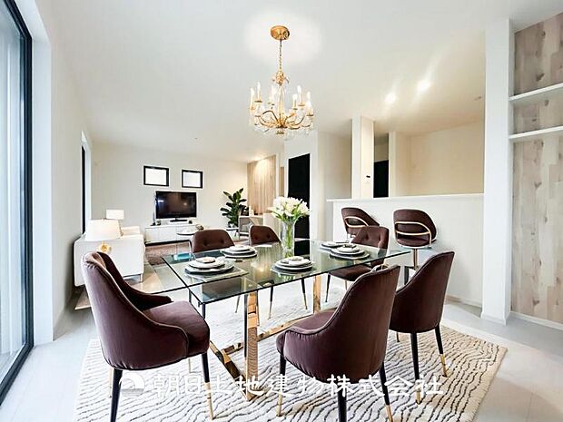 【LDK (約20.75帖)】※画像は実際の室内写真をもとに、家具・調度品の配置例をCG合成したもので、実際とは多少異なります。また、家具等は販売価格に含まれません。