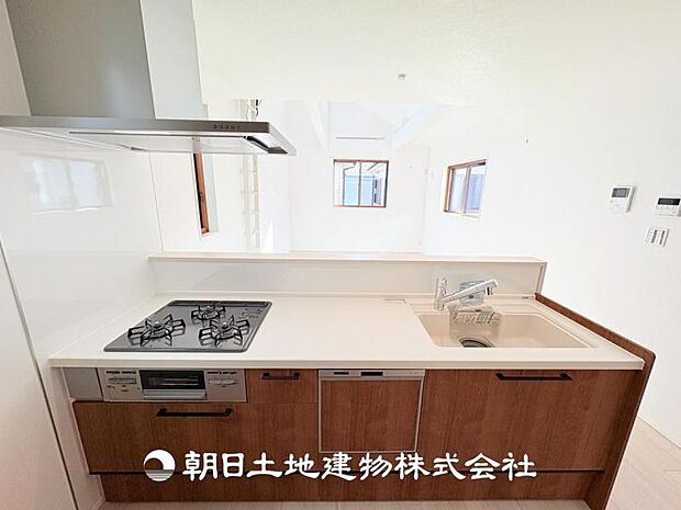 【システムキッチン】食洗機付きのキッチンは家事や子育てに忙しい人には大事な味方です♪