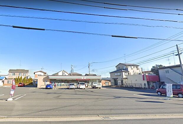 【セブンイレブン　愛川中津春日台店】　駐車場も広く停めやすいです。品揃えも良いです。